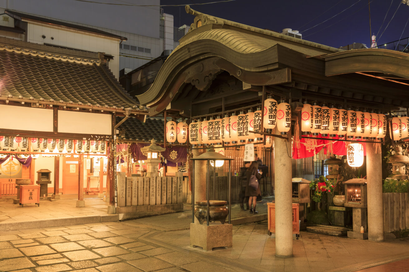 大阪千日前 水掛不動尊 法善寺 